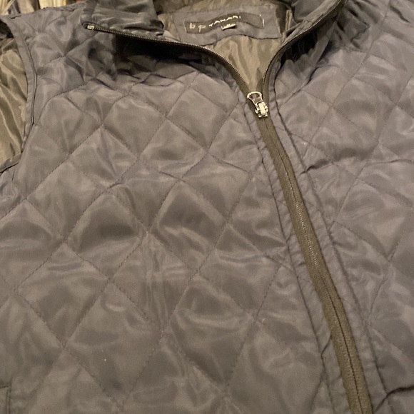 Ellie Tahari size medium Zippered pillow vest - Picture 3 of 5